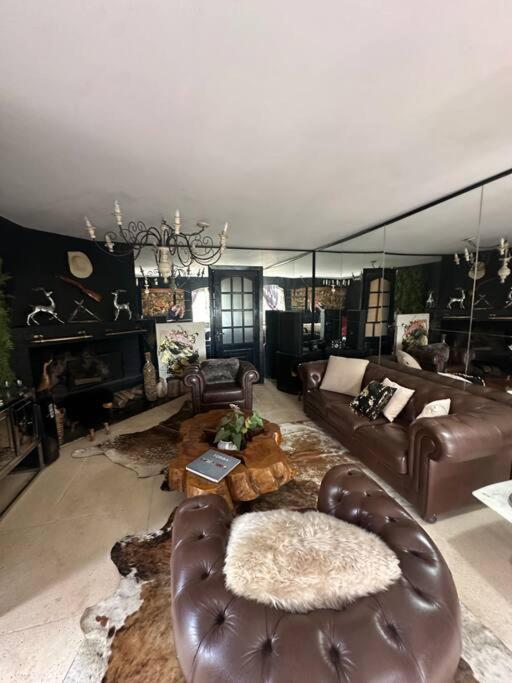 Casa Luxo P 12 Pessoas Ou Premium 4 Pessoas Com Jacuzzi Apartamento