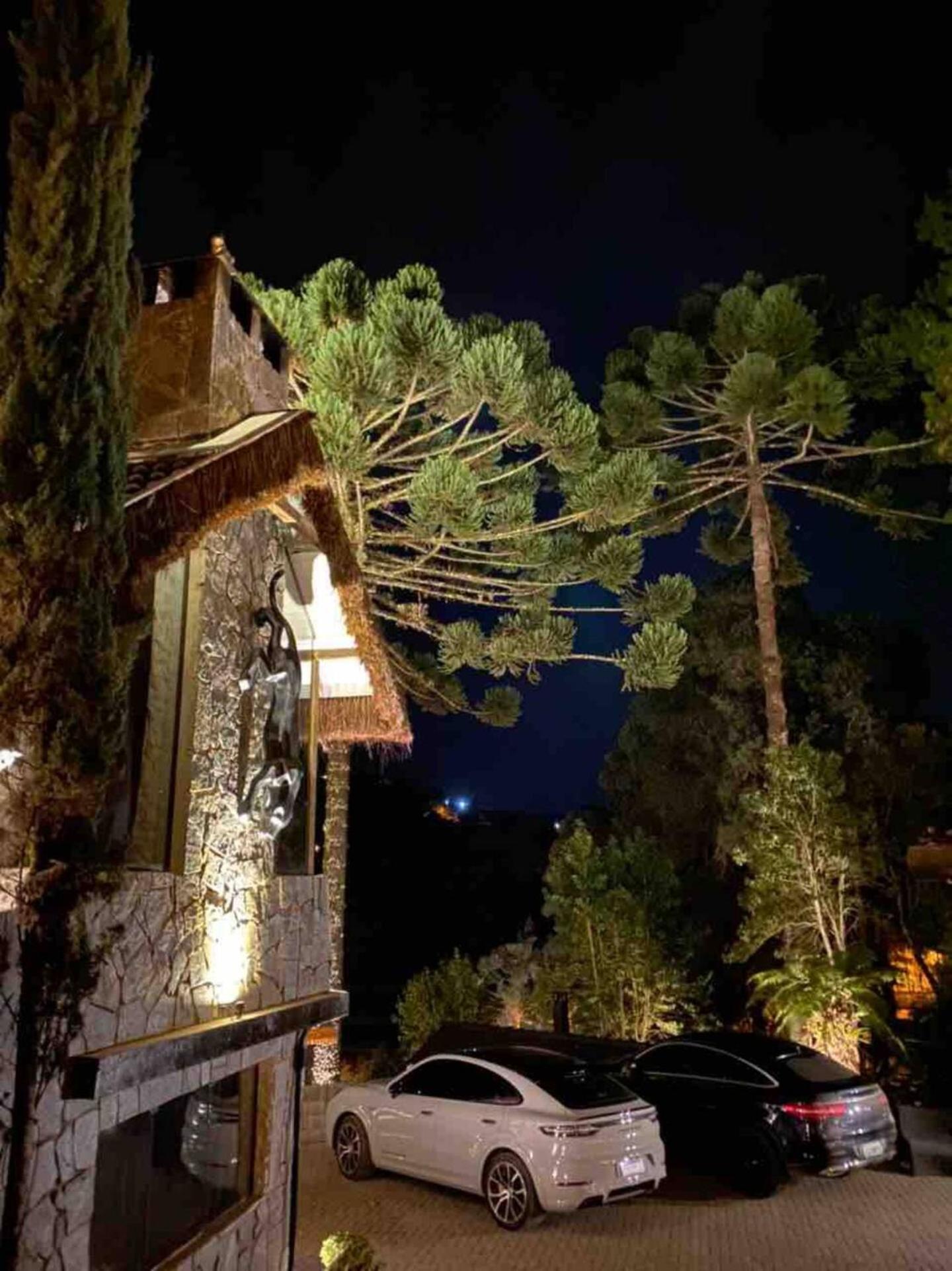 Casa Luxo P 12 Pessoas Ou Premium 4 Pessoas Com Jacuzzi Campos do Jordão